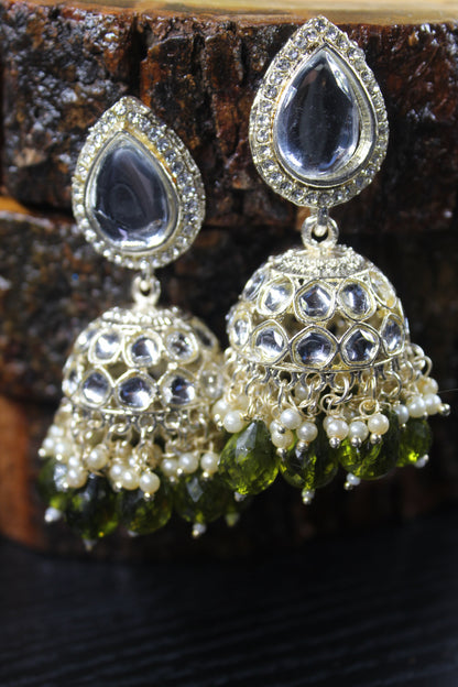 Kundan jhumka